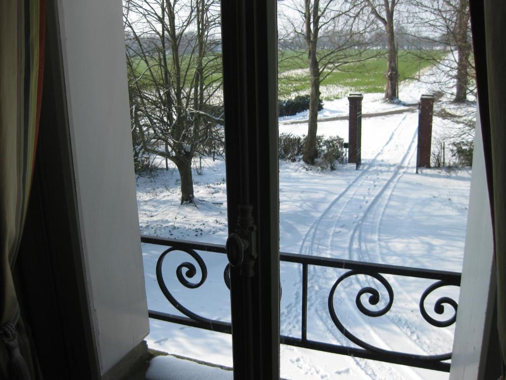 Chateau De Launay Mery-Corbon Room photo