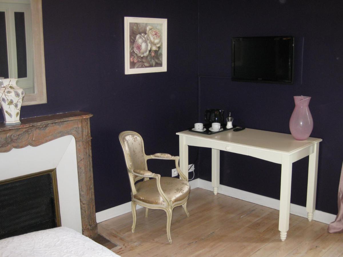 Chateau De Launay Mery-Corbon Room photo